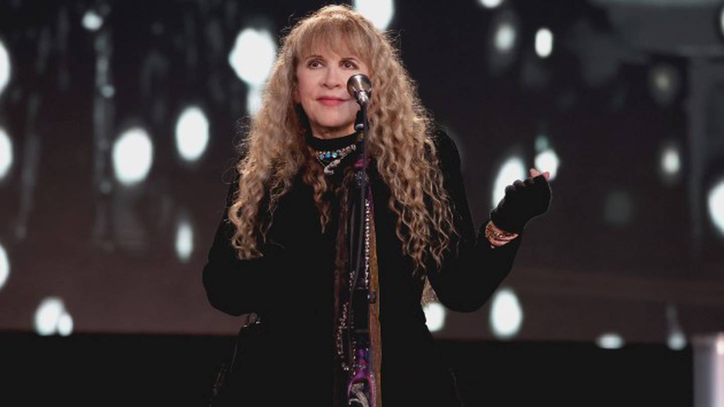 Stevie Nicks rocks Taylor Swift bracelet onstage at BottleRock Napa